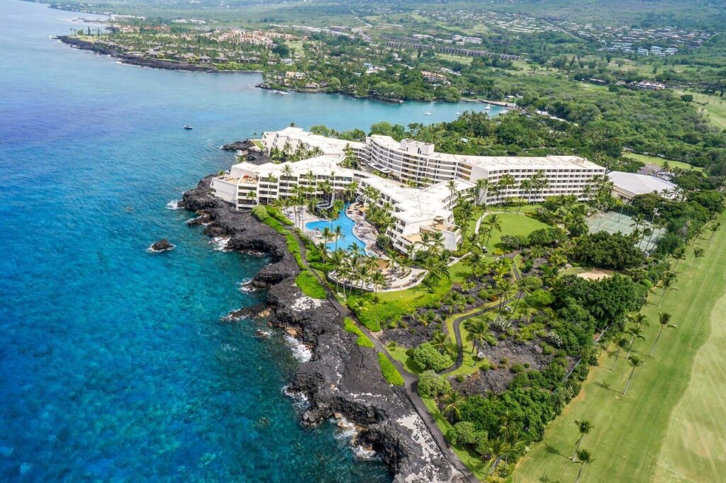 sheraton-keauhou-bay-aerial